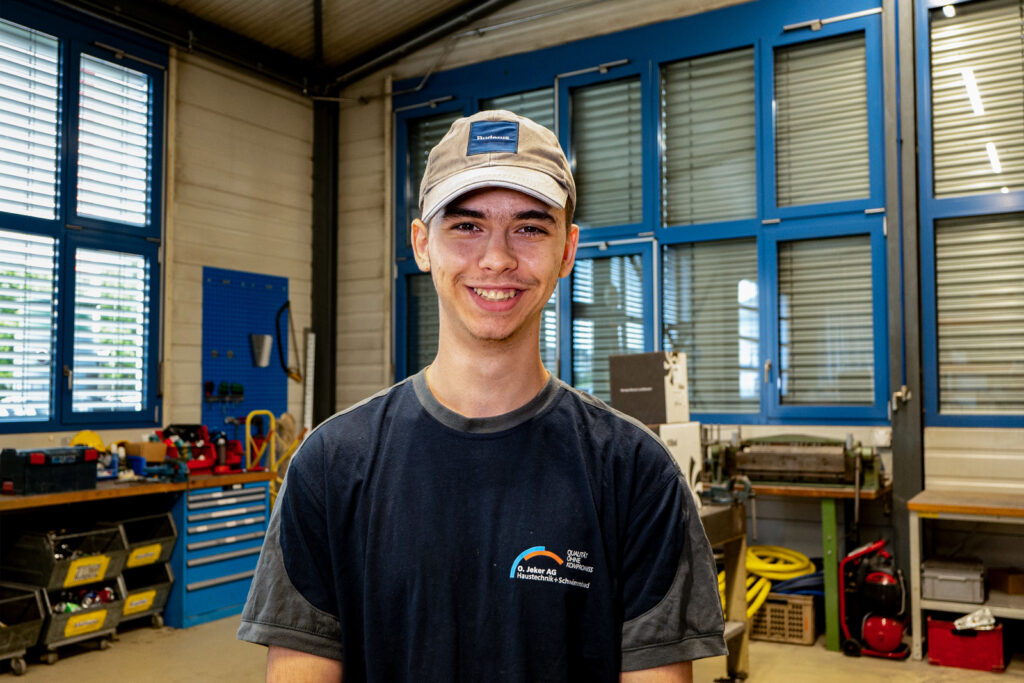 Andrej Stojanov, Lernender bei O. Jeker AG in Breitenbach (CH). Ausbildung zum Sanitär-Fachmann EFZ