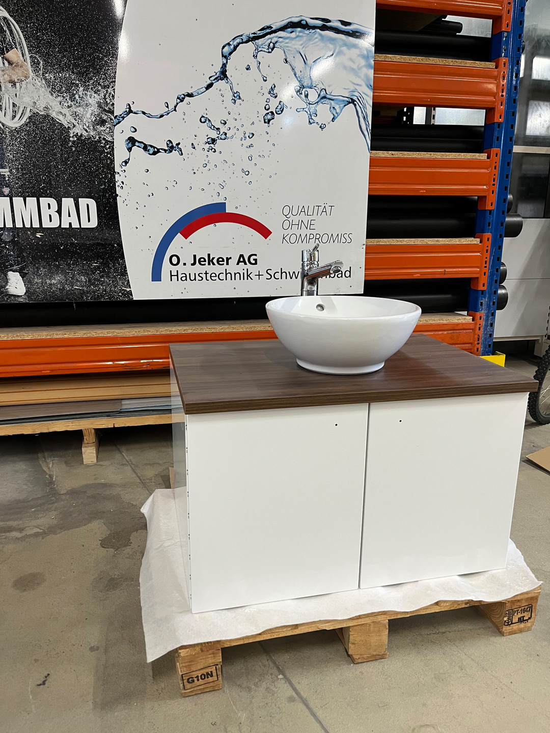 Unterbauschrank+Wasserbecken